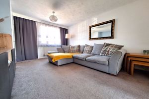 Lounge- click for photo gallery